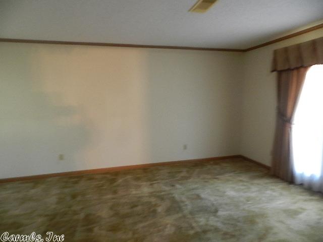 18 Foxcroft Ln, Pine Bluff, AR 71603 photo 4