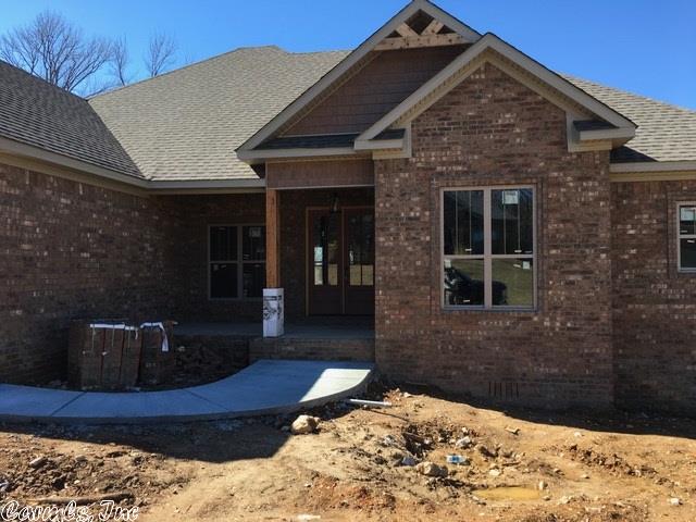 2139 Avondale Dr, Benton, AR 72019 photo 1