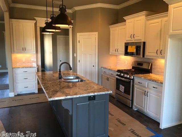 2139 Avondale Dr, Benton, AR 72019 photo 9