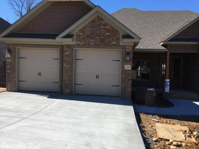 2139 Avondale Dr, Benton, AR 72019 photo 2