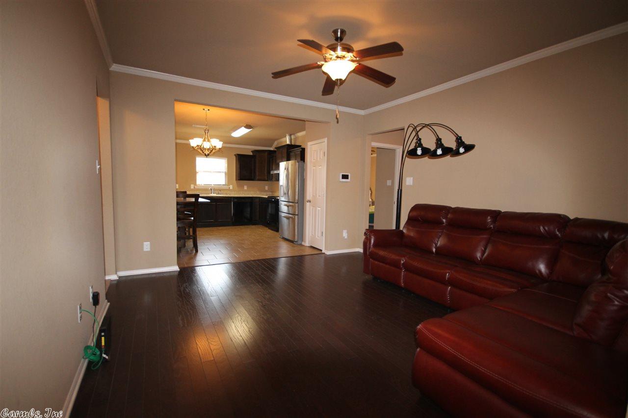 2661 Chapel Creek Dr, Benton, AR 72015 photo 6