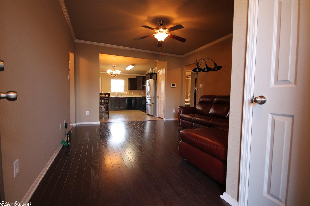 2661 Chapel Creek Dr, Benton, AR 72015 photo 5
