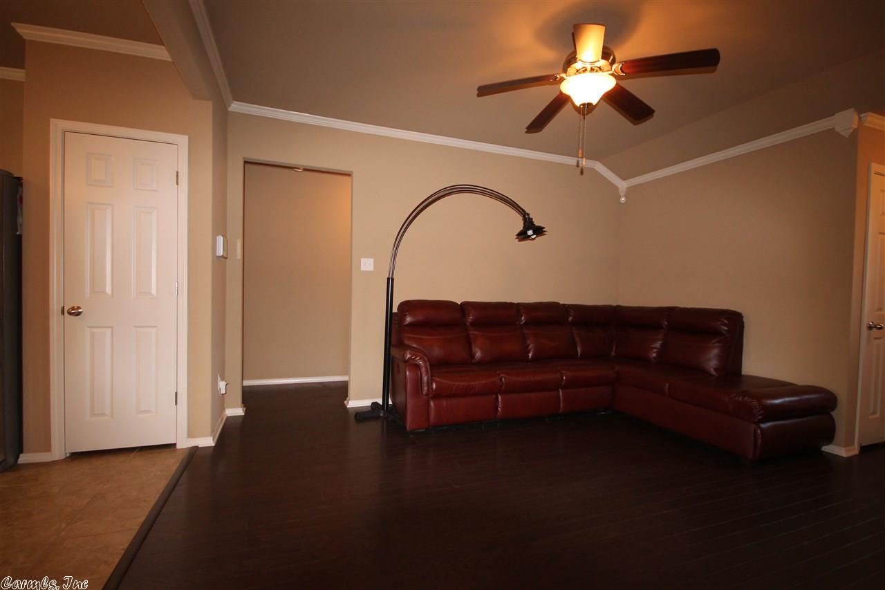 2661 Chapel Creek Dr, Benton, AR 72015 photo 8