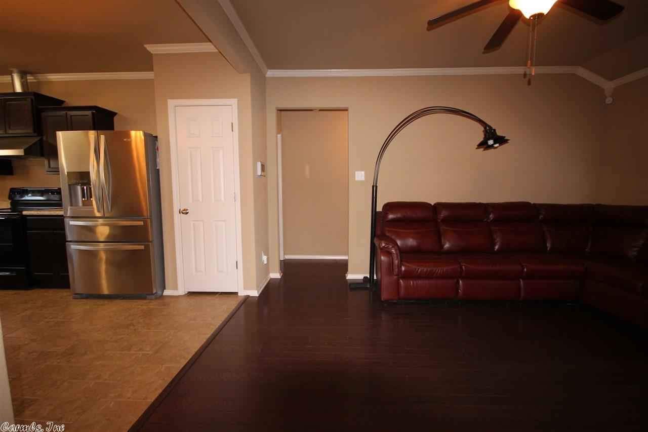 2661 Chapel Creek Dr, Benton, AR 72015 photo 7