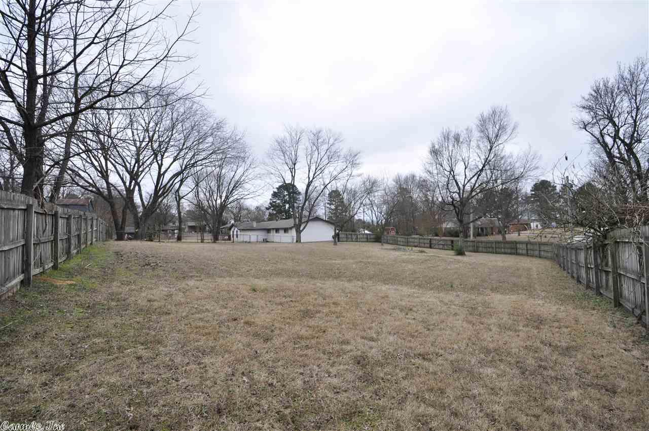212 Ruth, Benton, AR 72019 photo 2