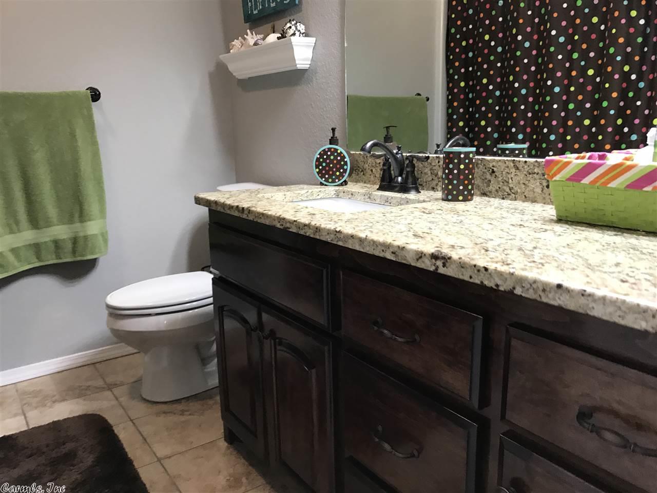 206 Pecan Mdws, De Queen, AR 71832 photo 8