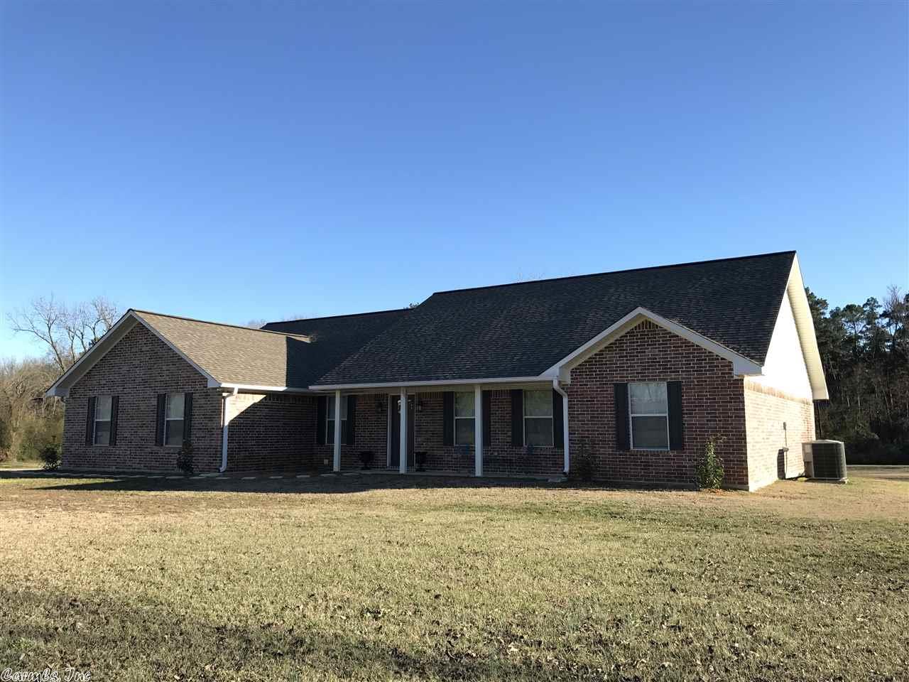 206 Pecan Mdws, De Queen, AR 71832 photo 1