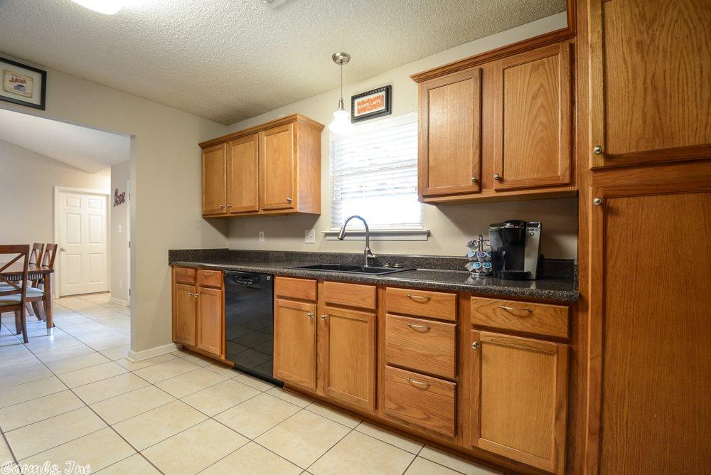 1308 Vanderbuilt Dr, Benton, AR 72019 photo 16