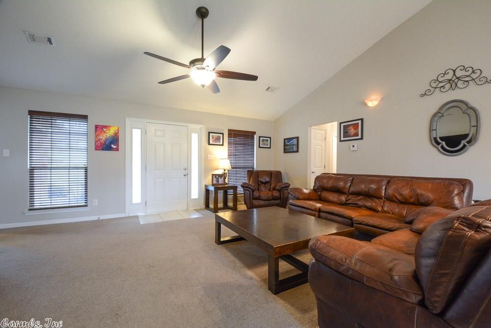 1308 Vanderbuilt Dr, Benton, AR 72019 photo 6
