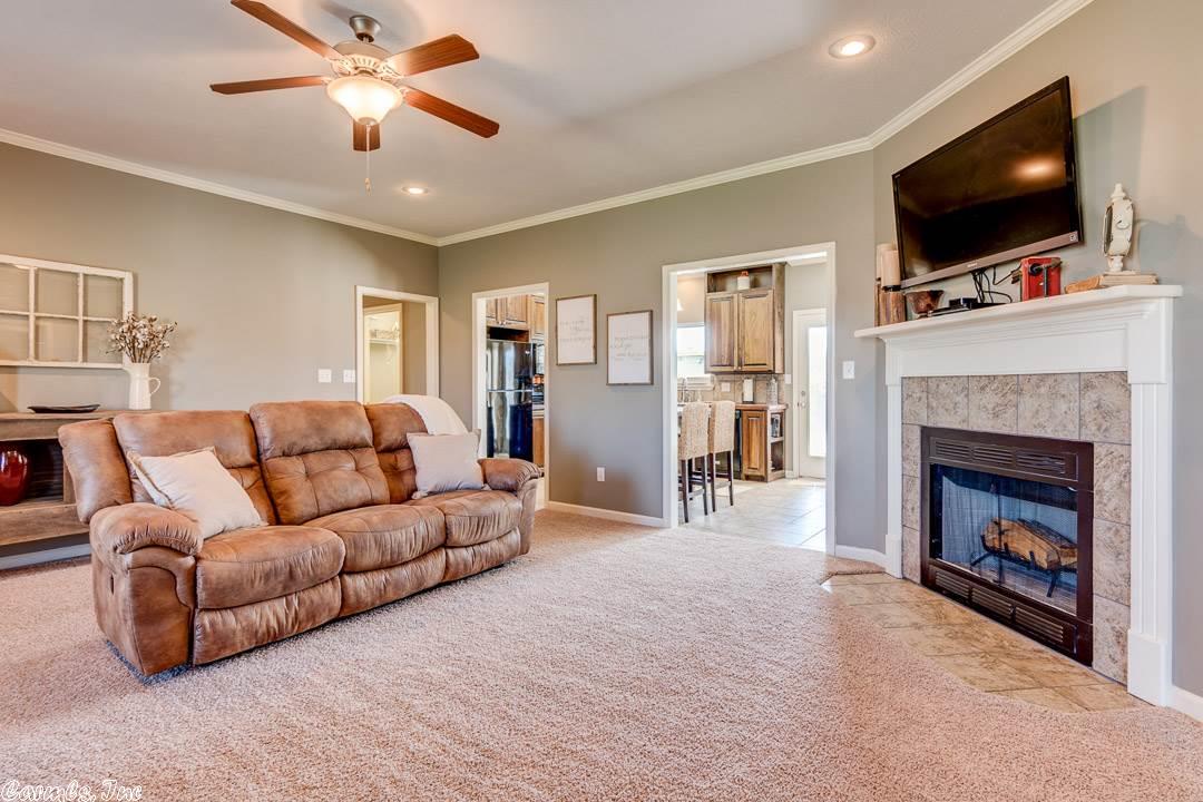 19 Eaglebrook Dr, Conway, AR 72032 photo 2
