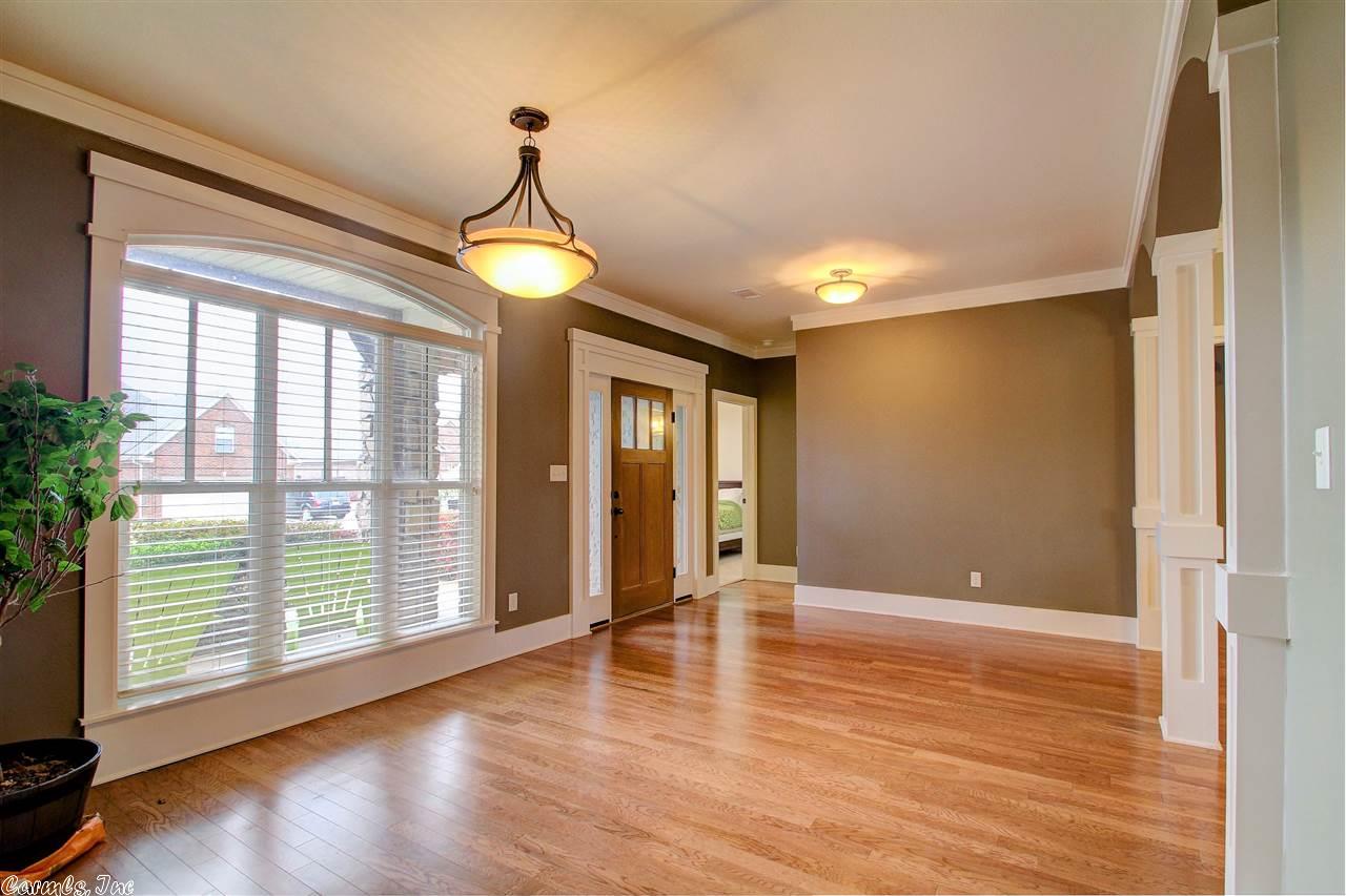 3060 Mt Mcgregor Dr, Benton, AR 72019 photo 3