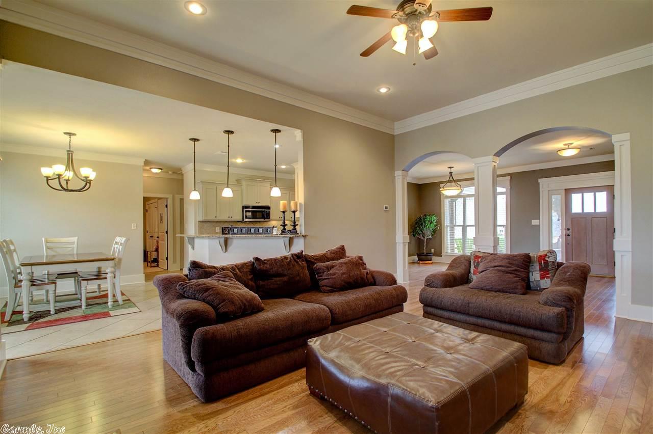 3060 Mt Mcgregor Dr, Benton, AR 72019 photo 4