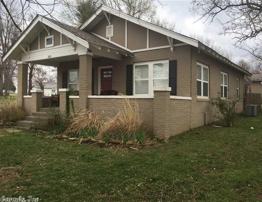 201 Spring St, Marshall, AR 72650 photo 1