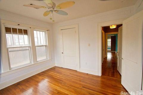 409 Center St, Conway, AR 72034 photo 21