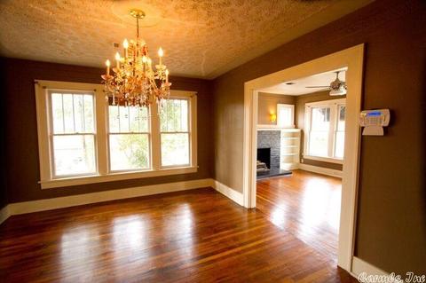 409 Center St, Conway, AR 72034 photo 11