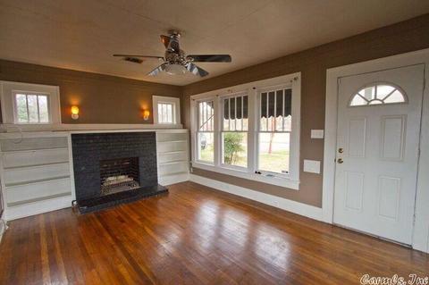 409 Center St, Conway, AR 72034 photo 10