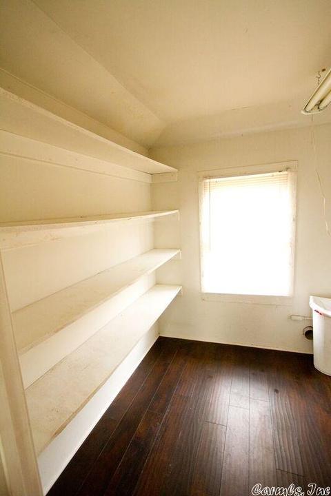 409 Center St, Conway, AR 72034 photo 8