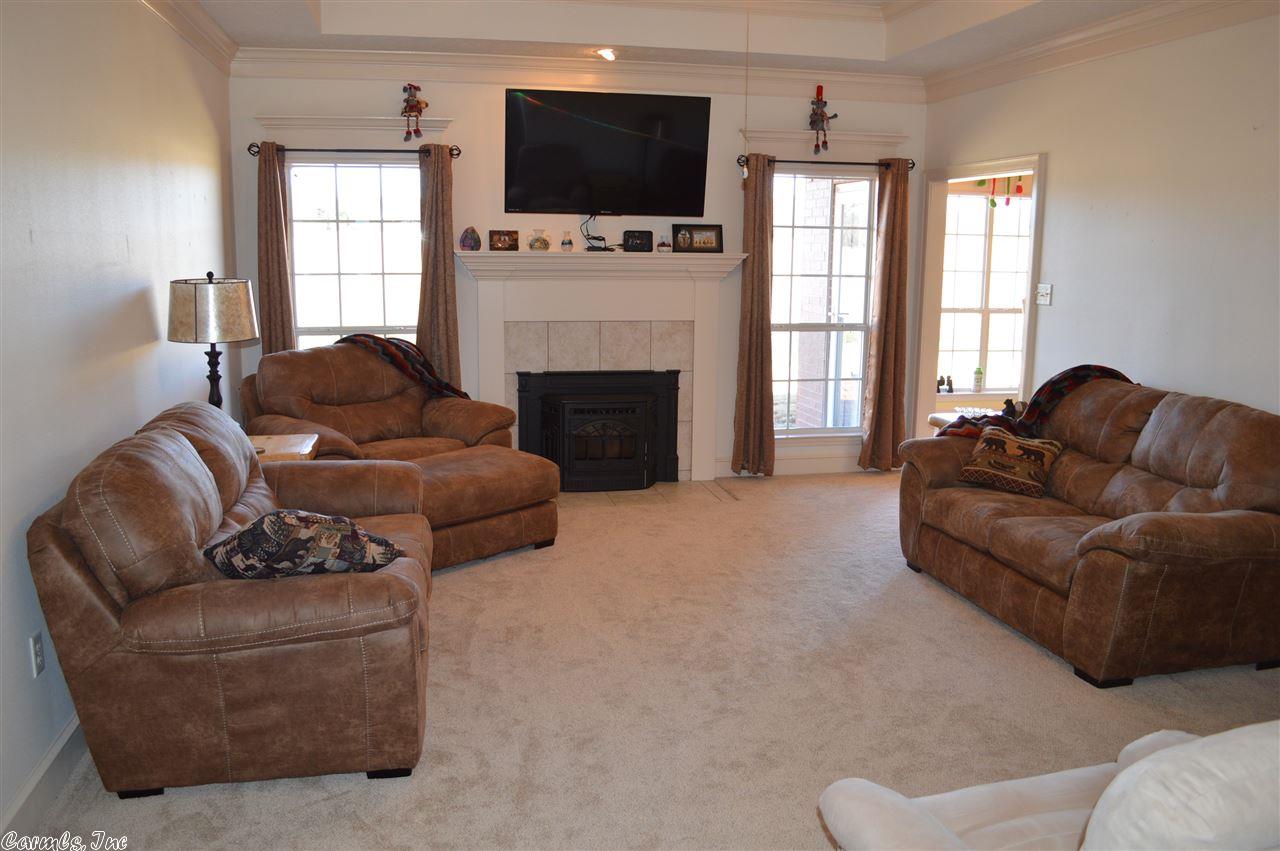 26 4th St, Greenbrier, AR 72058 photo 2