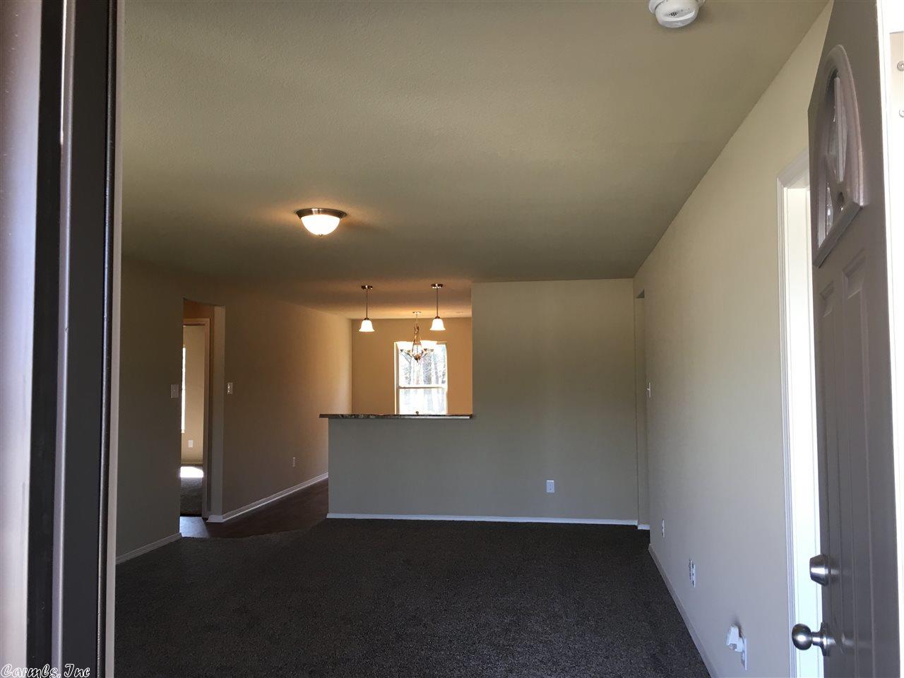 1121 Meadows Edge Dr, Alexander, AR 72002 photo 2