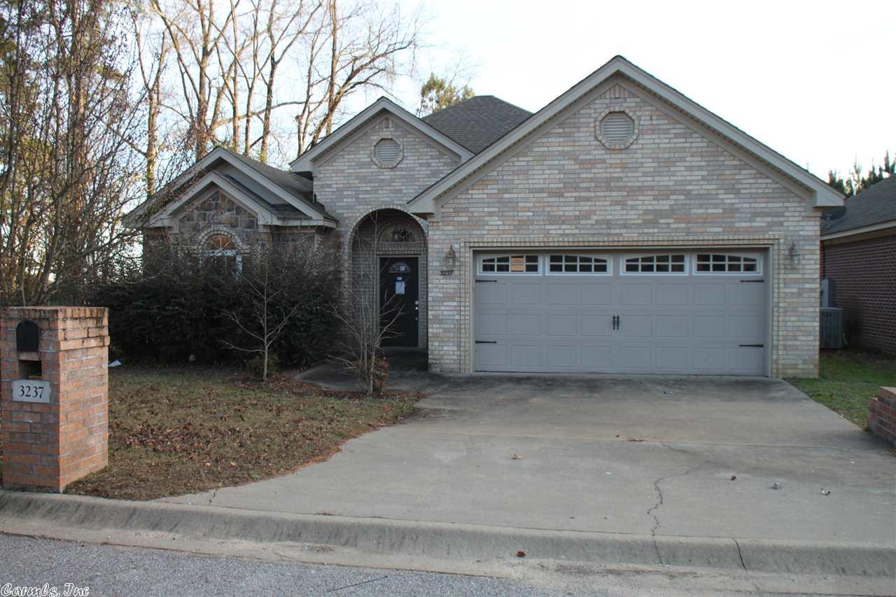 3237 Drake Dr, Benton, AR 72015 photo 1