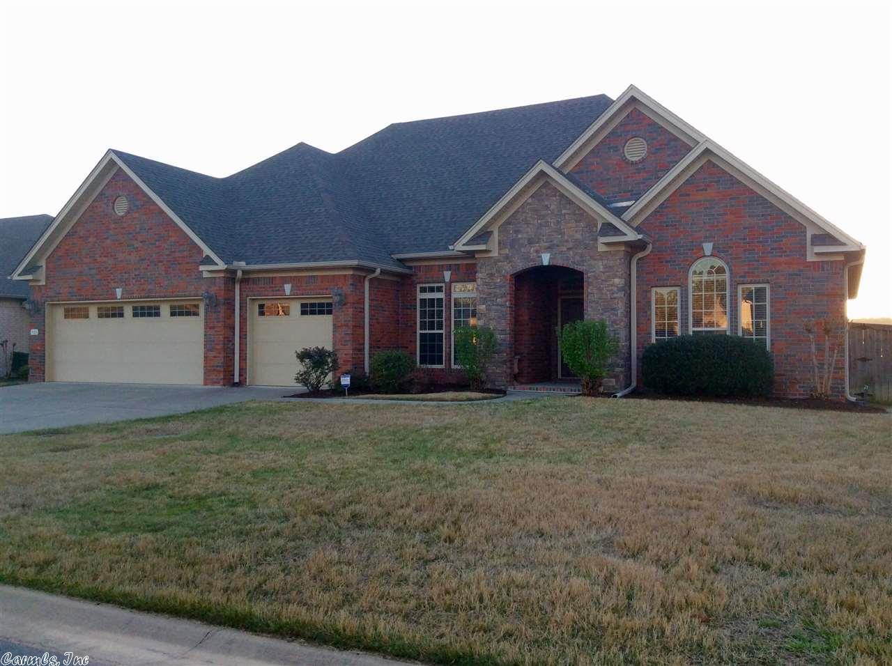 155 Castleberry Dr, Conway, AR 72034 photo 1