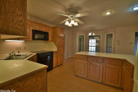 1690 Nighthawk, Conway, AR 72034 photo 17