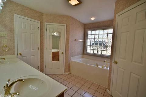 1690 Nighthawk, Conway, AR 72034 photo 31