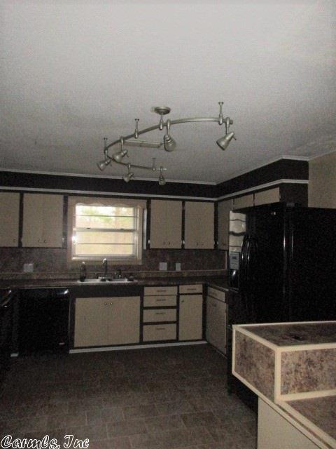 6114 Oden Dr, Pine Bluff, AR 71603 photo 15