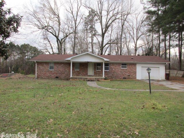 6114 Oden Dr, Pine Bluff, AR 71603 photo 1