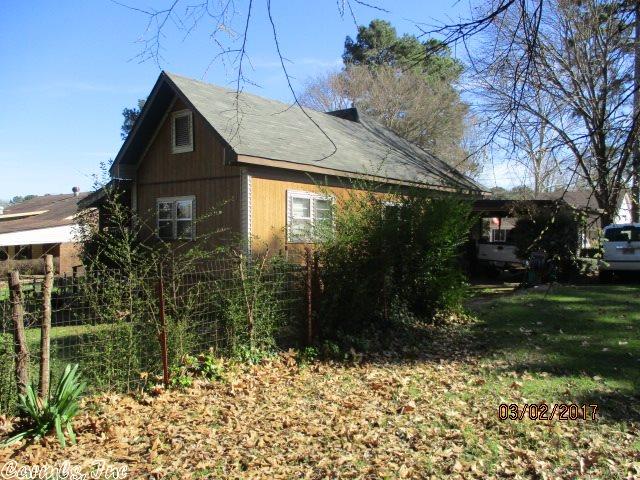 215 E Central St, Warren, AR 71671 photo 4