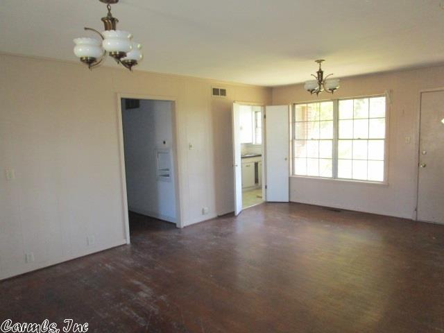 1905 W Center St, Beebe, AR 72012 photo 3