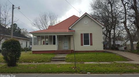 1712 S Main St, Pine Bluff, AR 71601 photo 1