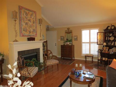614 Greenbriar Dr, Pine Bluff, AR 71603 photo 9
