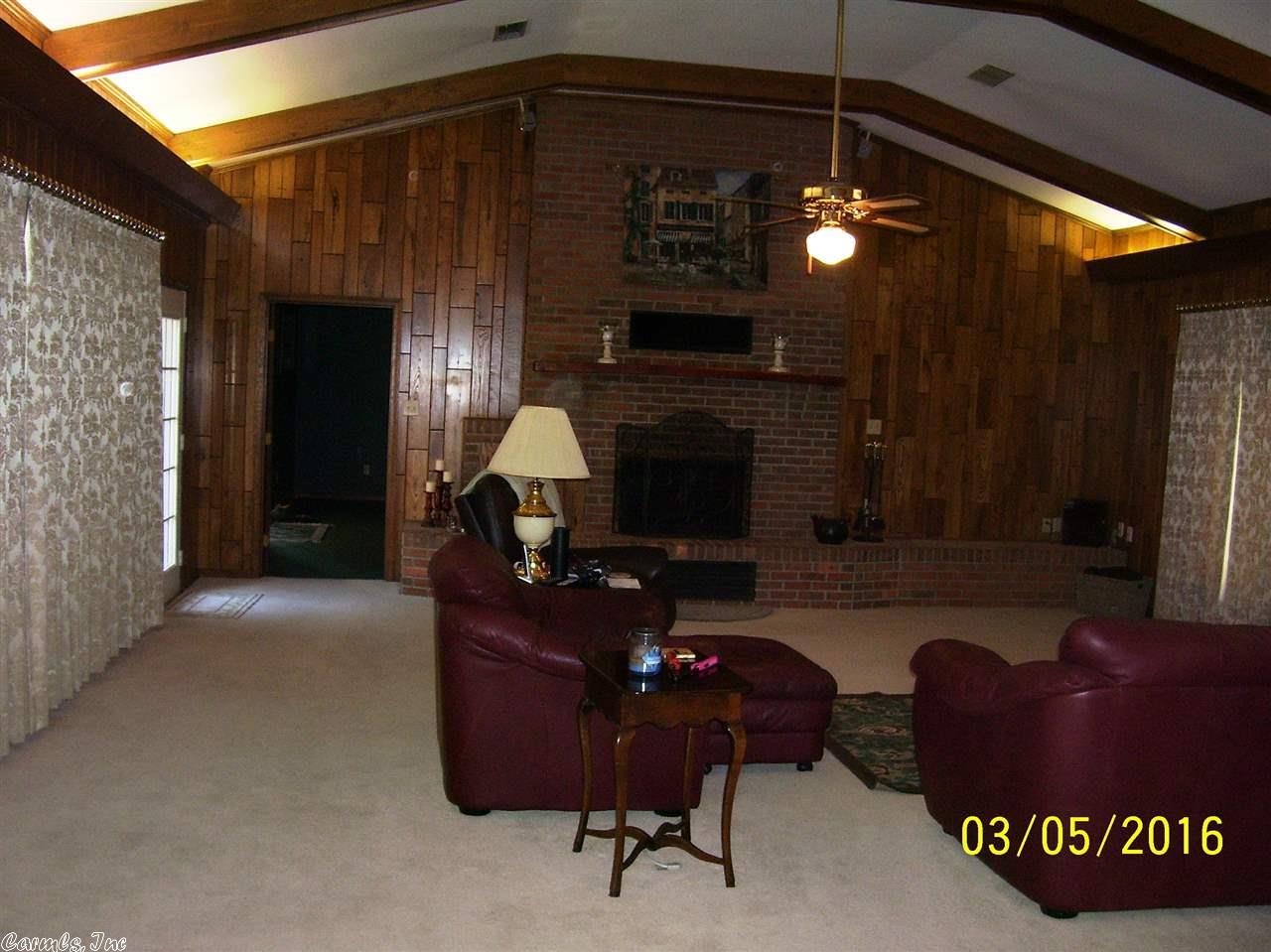 6814 Village Dr, Pine Bluff, AR 71603 photo 3