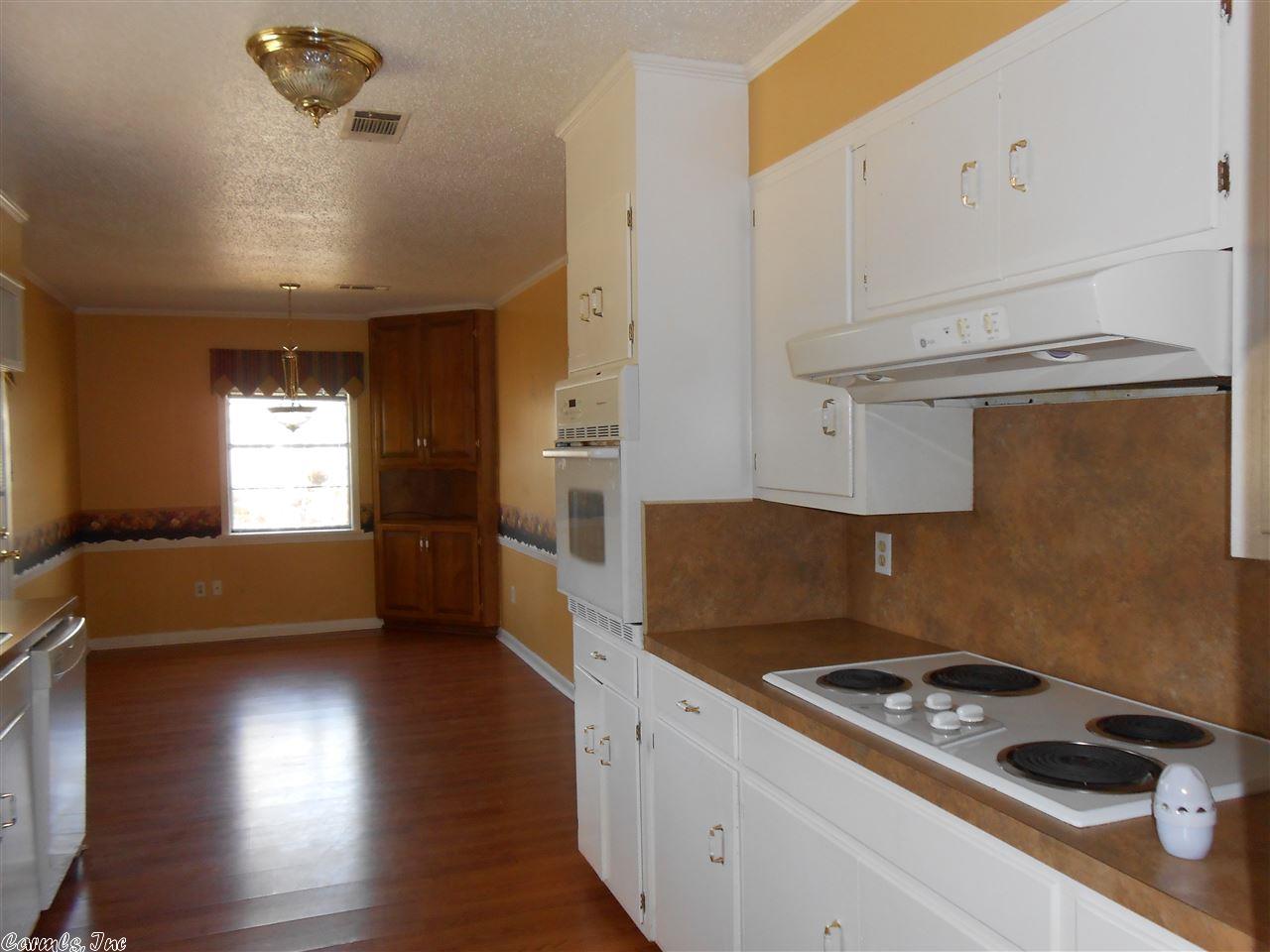 3902 Royal Forrest Dr, Pine Bluff, AR 71603 photo 12