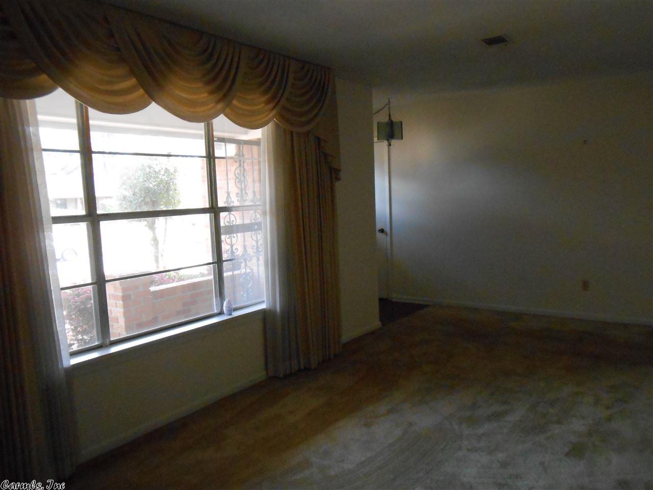 3902 Royal Forrest Dr, Pine Bluff, AR 71603 photo 6