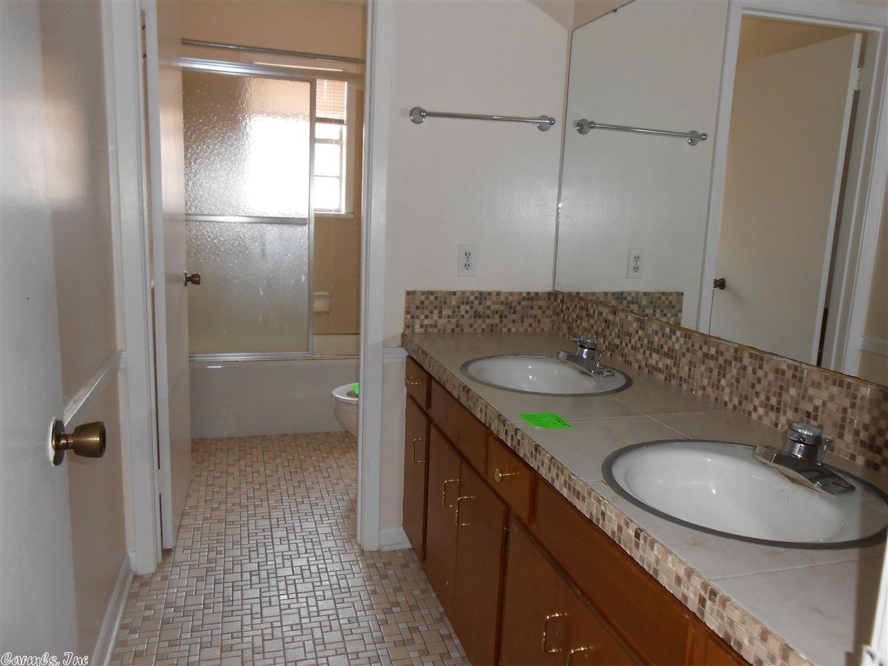3902 Royal Forrest Dr, Pine Bluff, AR 71603 photo 21