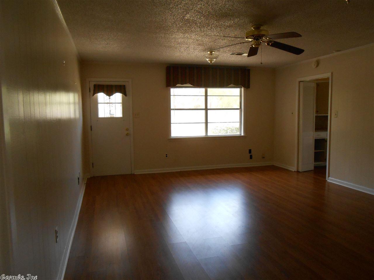 3902 Royal Forrest Dr, Pine Bluff, AR 71603 photo 9