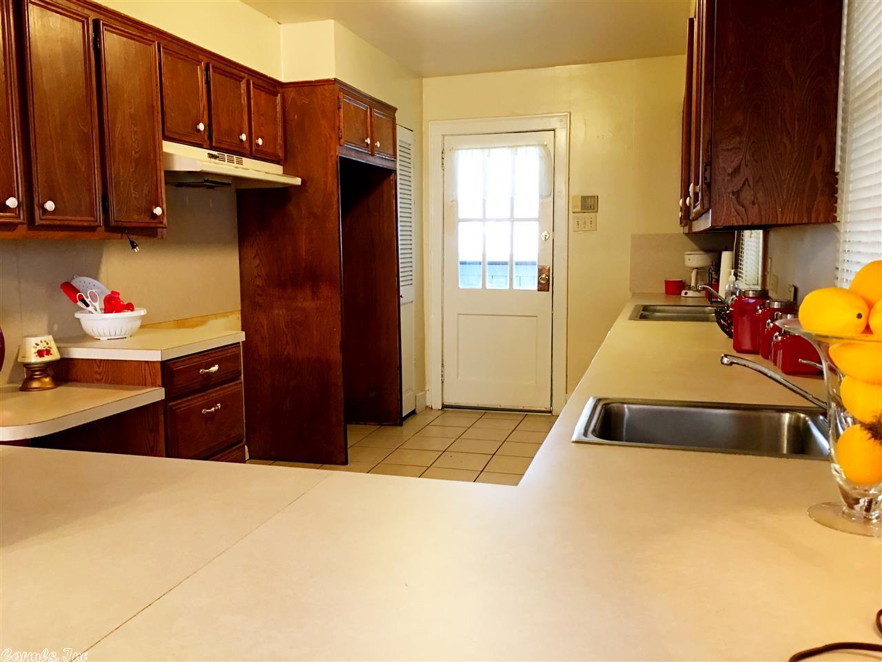1212 School St, Malvern, AR 72104 photo 9