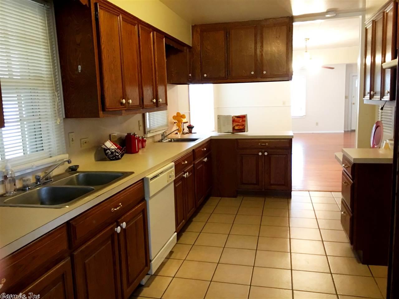 1212 School St, Malvern, AR 72104 photo 8