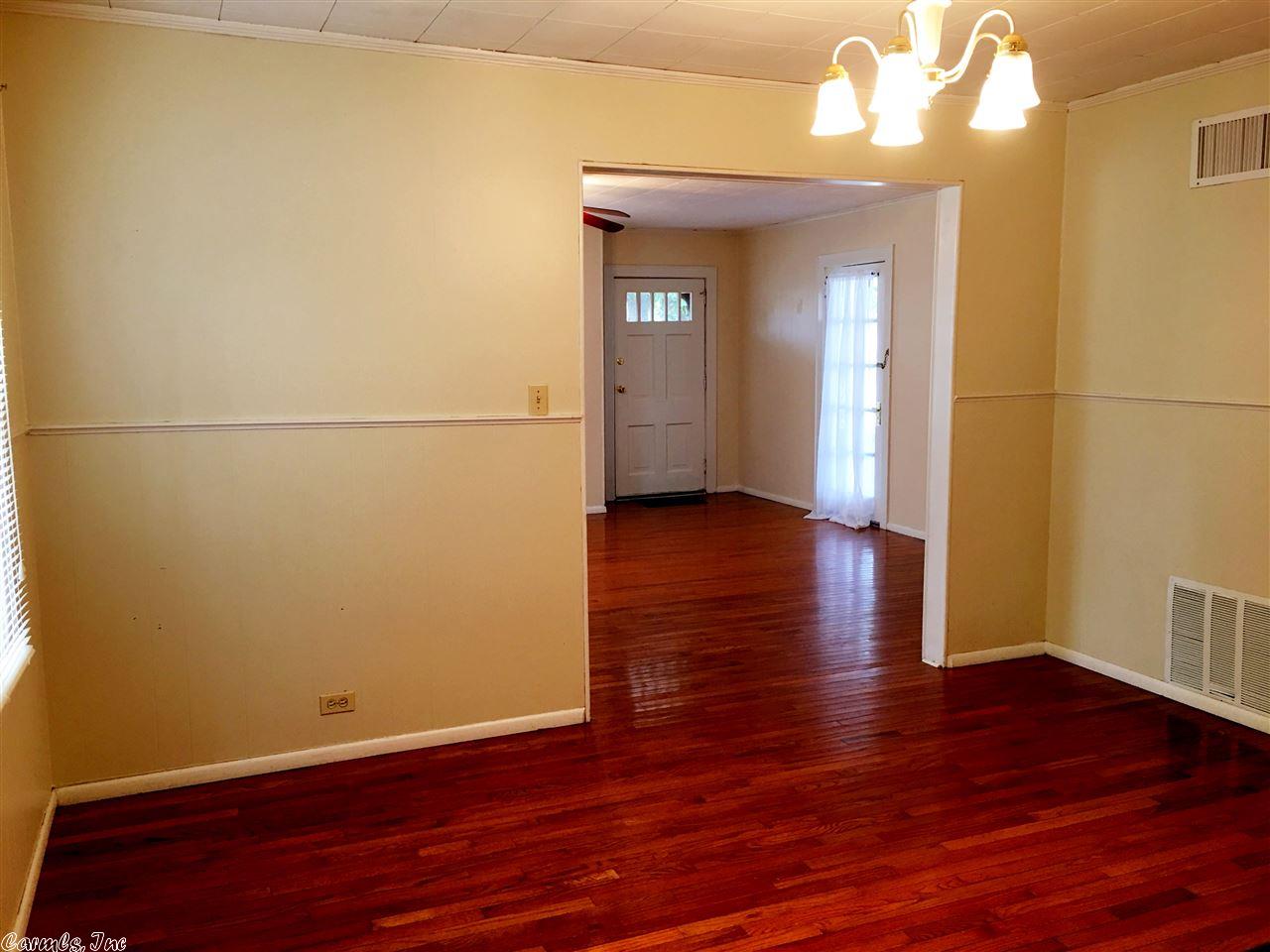 1212 School St, Malvern, AR 72104 photo 6