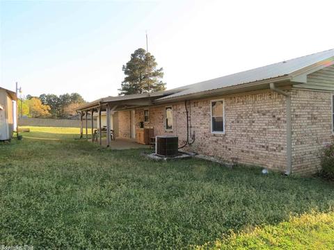 1880 Center St, Rison, AR 71665 photo 4