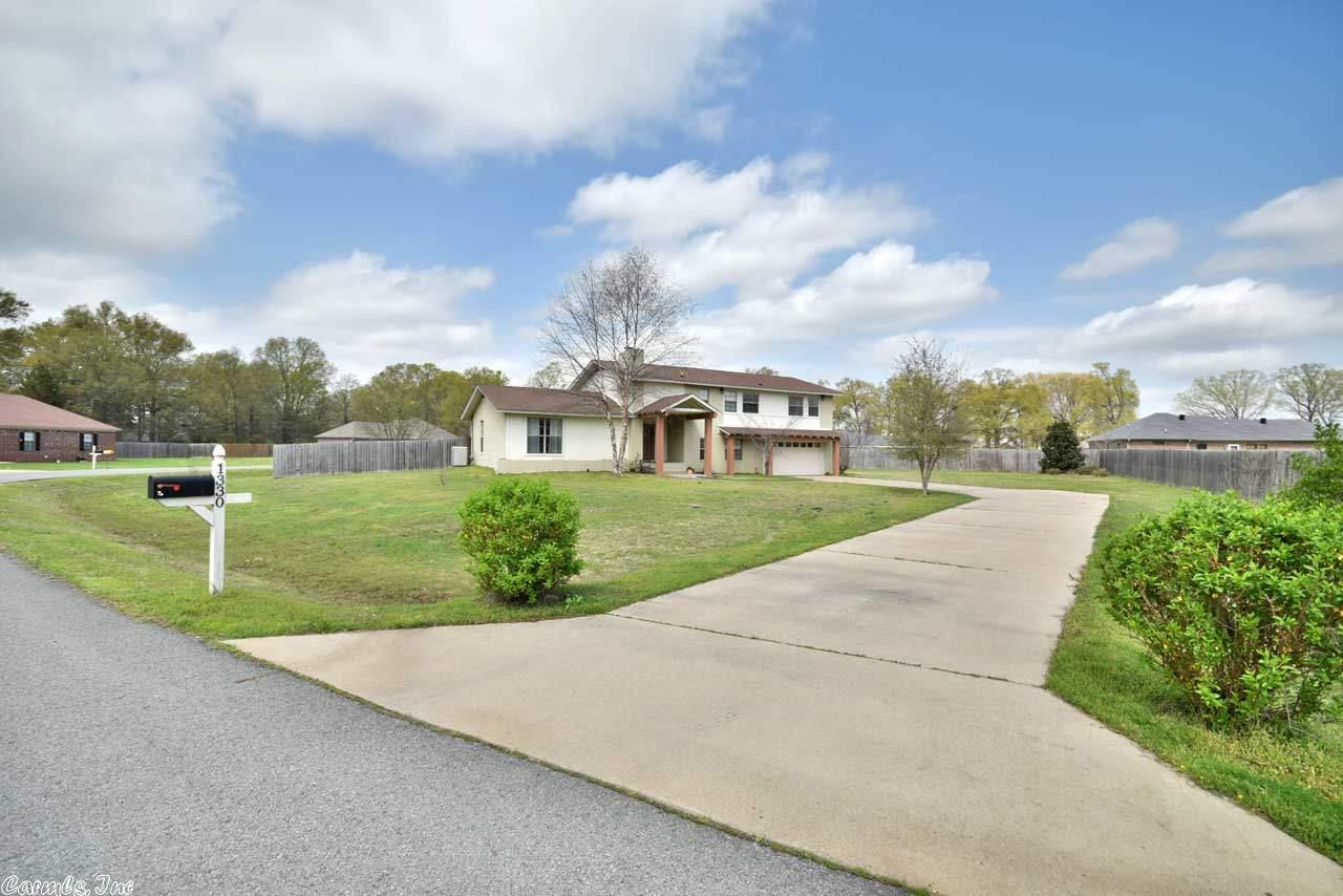 1330 Woodside Dr, Conway, AR 72032 photo 2