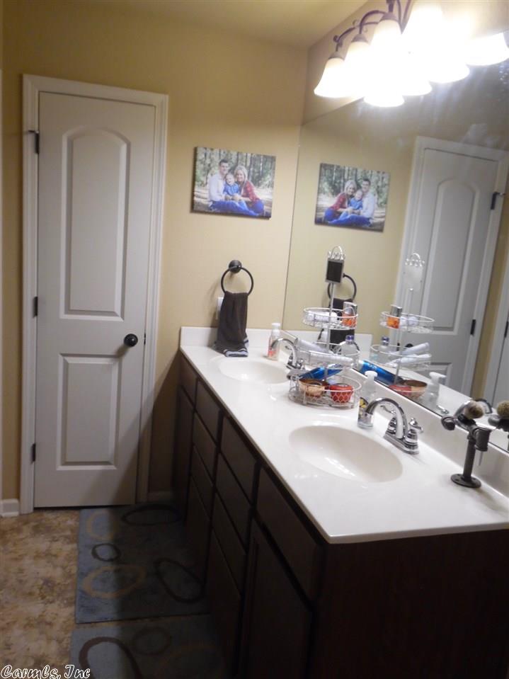 5752 John Hancock, Benton, AR 72019 photo 9