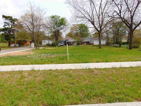 621 Lillian St, Benton, AR 72015 photo 1