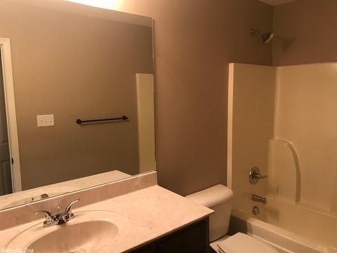 704 Heights, Benton, AR 72019 photo 9