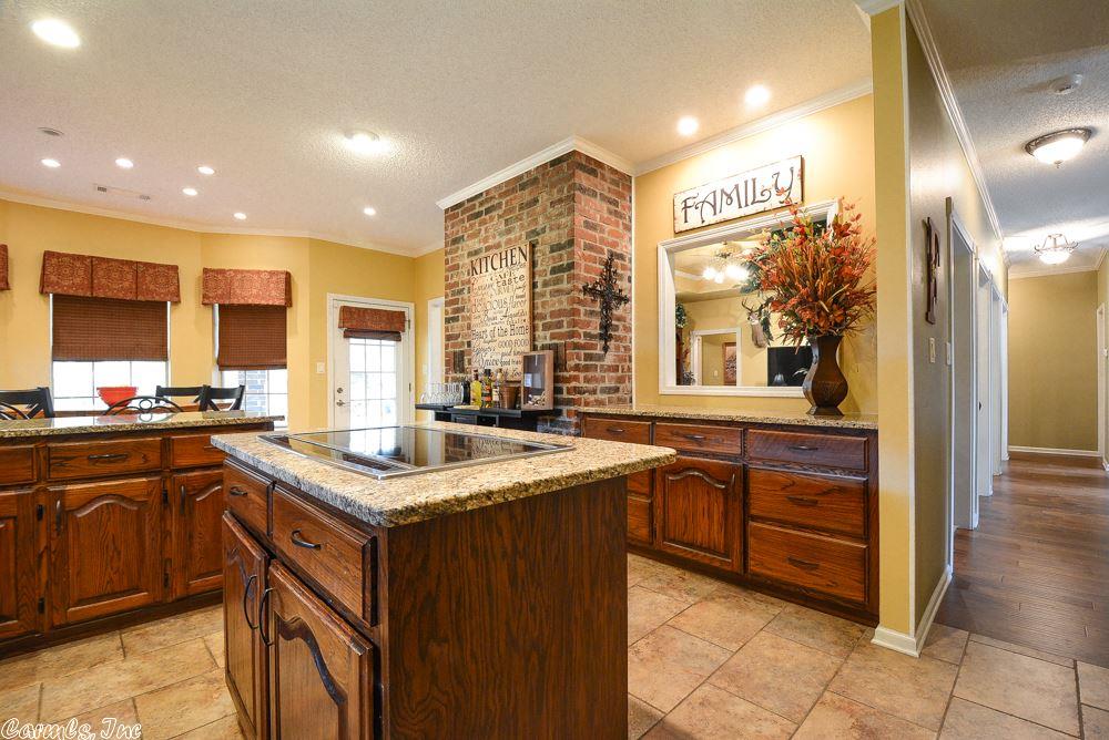301 Morningside Dr, Bryant, AR 72022 photo 12