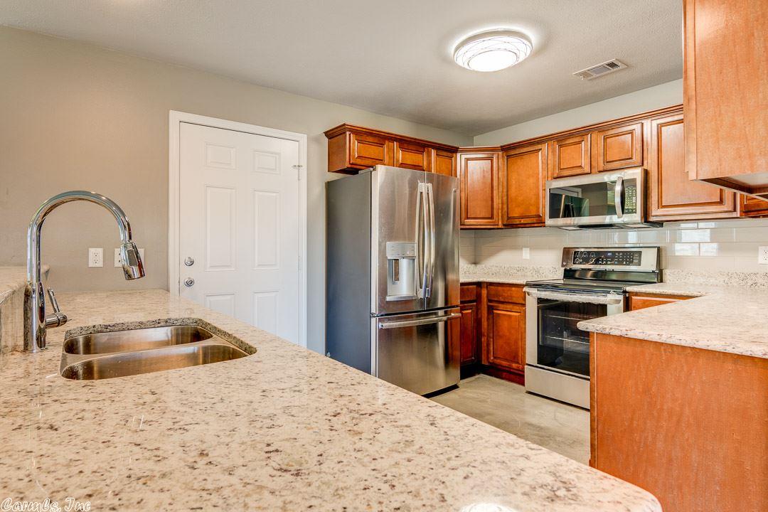 1310 Andrews Dr, Conway, AR 72034 photo 4