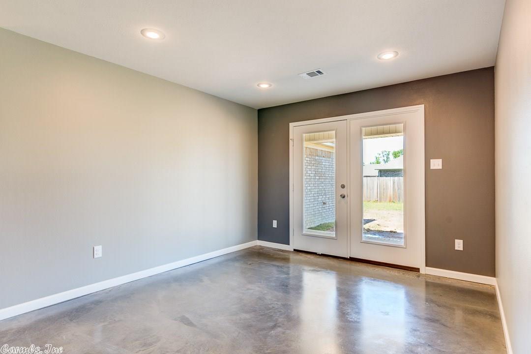 1310 Andrews Dr, Conway, AR 72034 photo 8