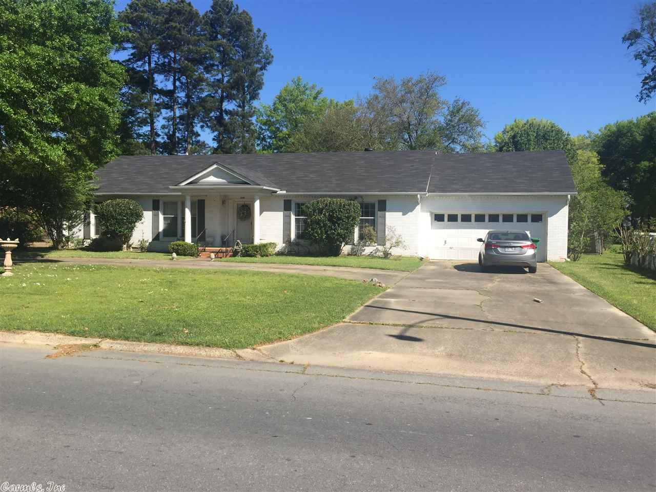 2005 W 42nd, Pine Bluff, AR 71603 photo 2
